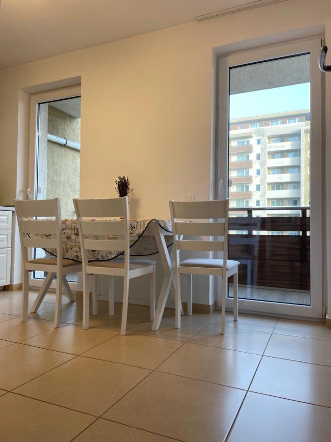 Coresi Spacious And Comfortable, Gbwifi, Parking 브라쇼브 외부 사진